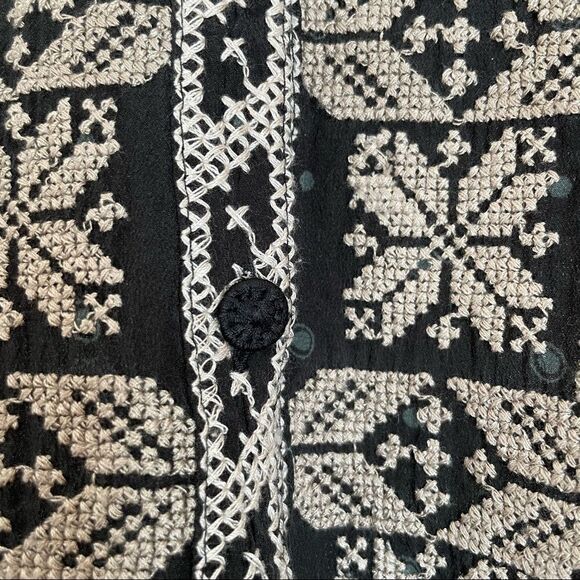 Johnny Was Biya 100% Silk Tunic Top Black & Jade Print w/pockets! - Picture 9 of 11